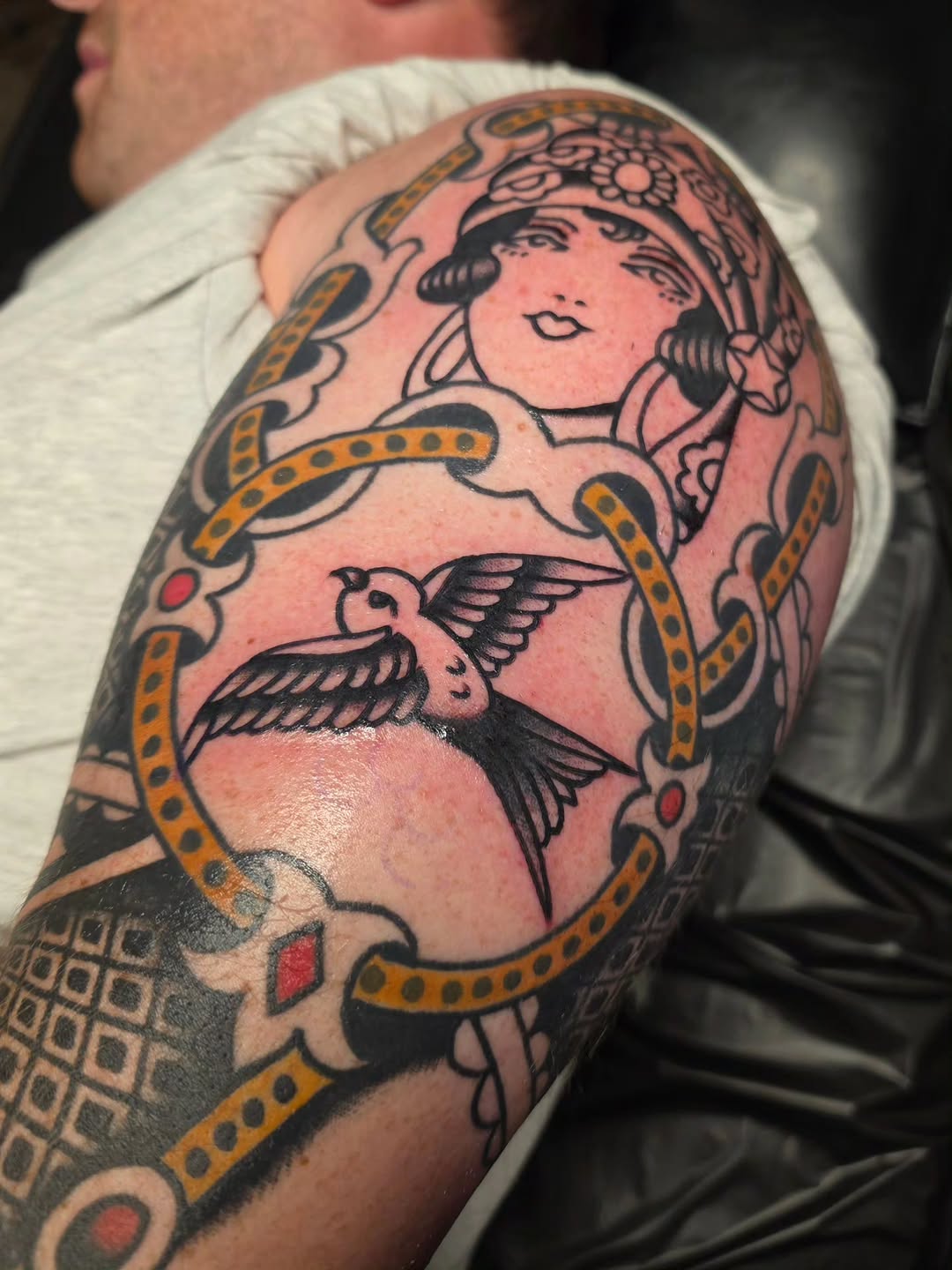 Tattoo by @angelhandstattoo โ american_traditional, neo_traditional