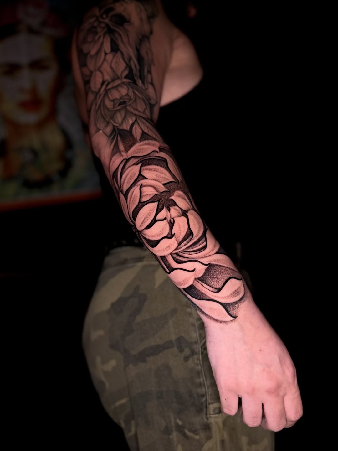 Tattoo by @mendoza.tattoo โ black_and_grey, dotwork