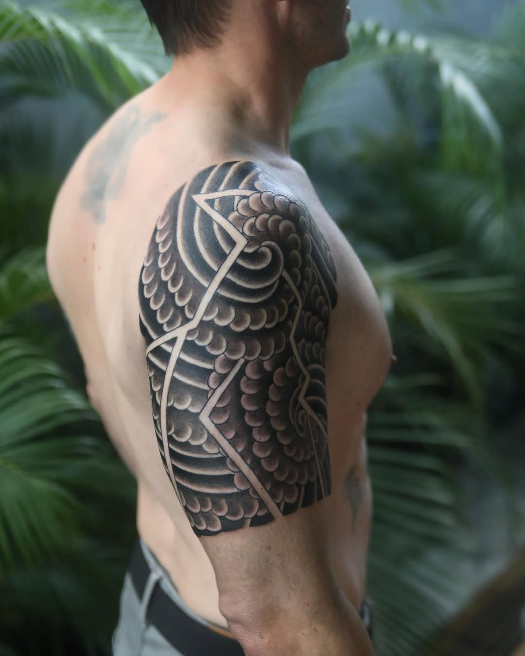 Tattoo by @hunter.schuon.tattoo — blackwork, geometric
