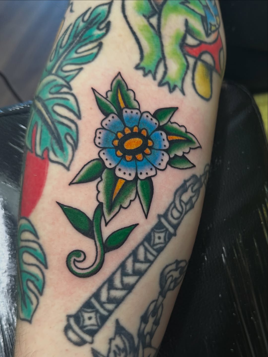Tattoo by @eggtattooer — american_traditional, illustrative