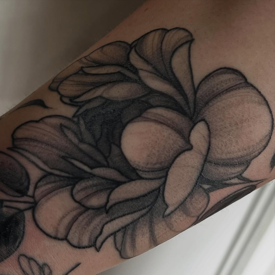 Tattoo by @salem.roth β black_and_grey, realism