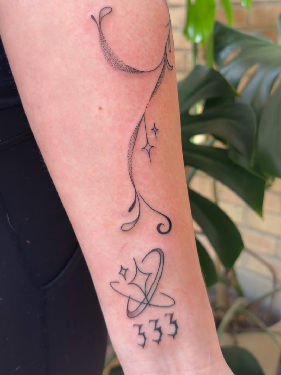 Tattoo by @rae.inkss — fine_line, illustrative