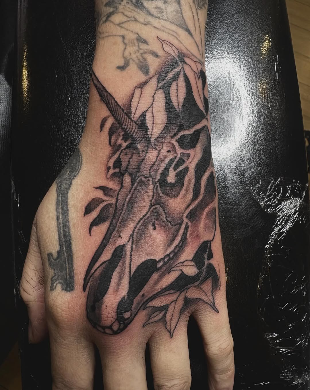 Tattoo by @tf_tattoos — blackwork