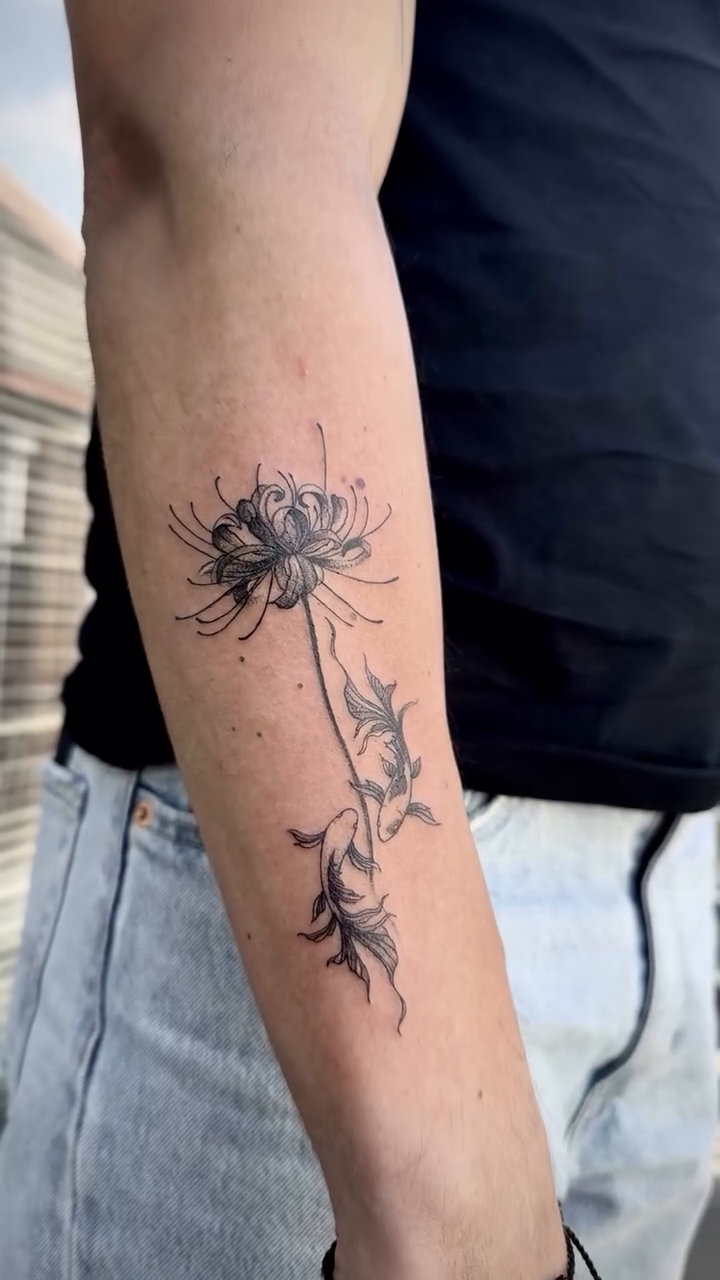 Tattoo by @naleak_tattoo — fine_line