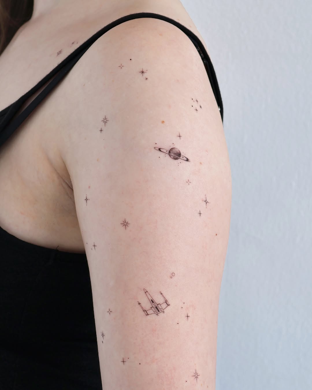 Tattoo by @tattooist_mora — fine_line, minimalist
