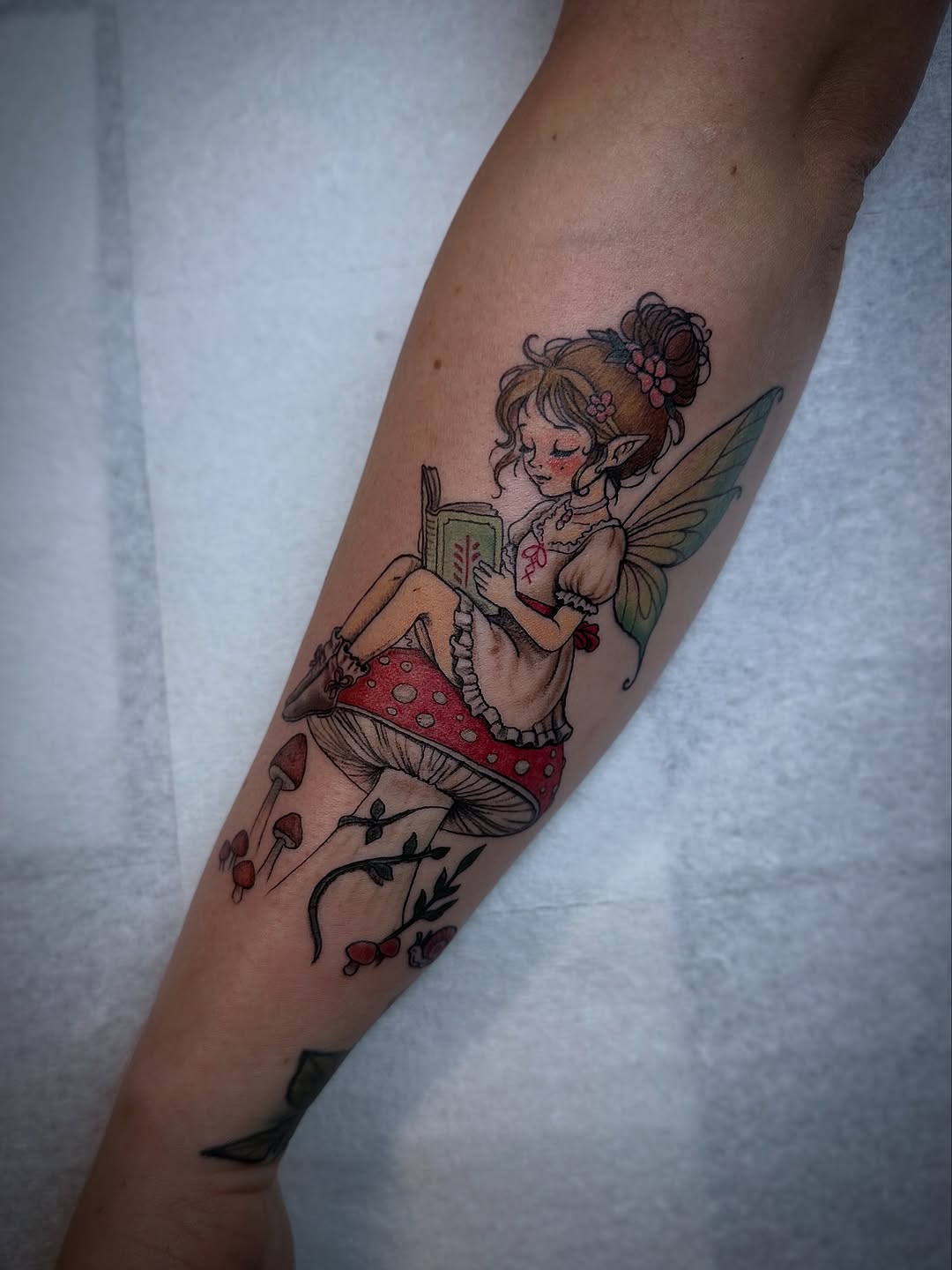 Tattoo by @darlindawntattoos — new_school, illustrative