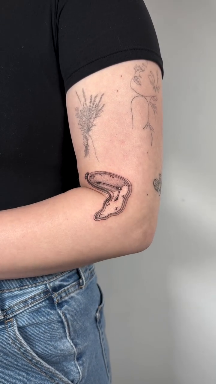 Tattoo by @yungpentagrams โ fine_line