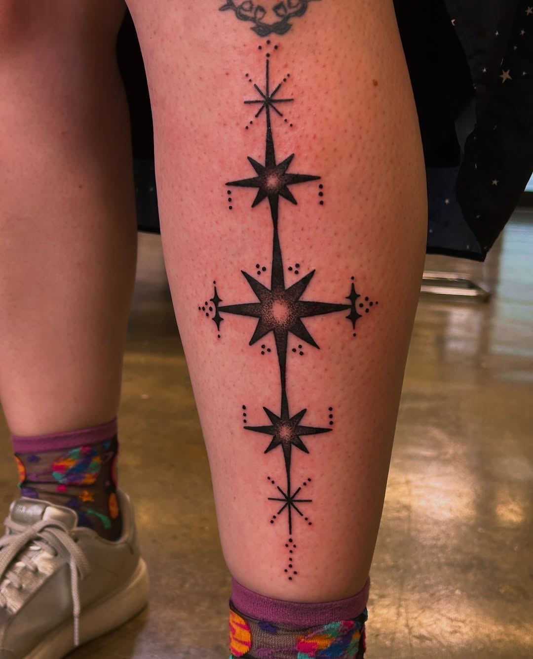 Tattoo by @honeybunnympls — geometric, dotwork