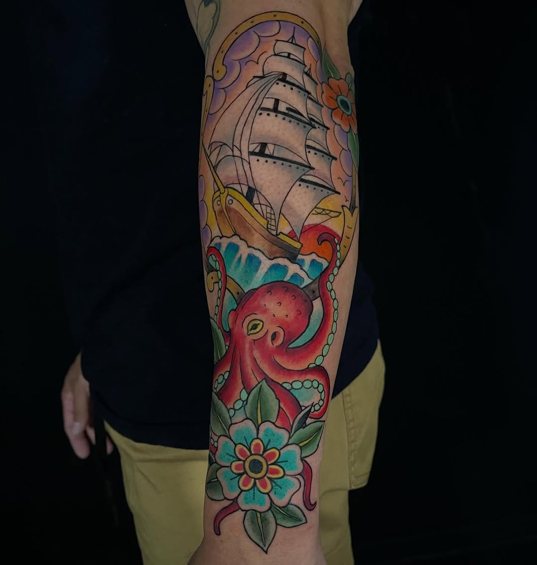 Tattoo by @dazzlefritz — american_traditional