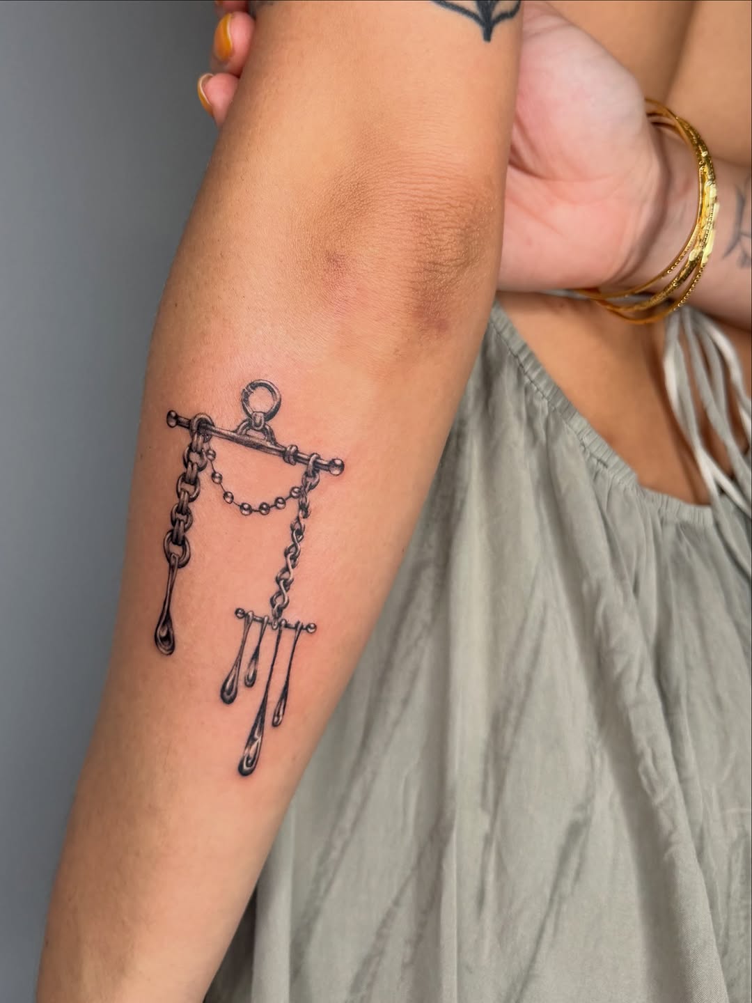 Tattoo by @loorrnn — fine_line, black_and_grey