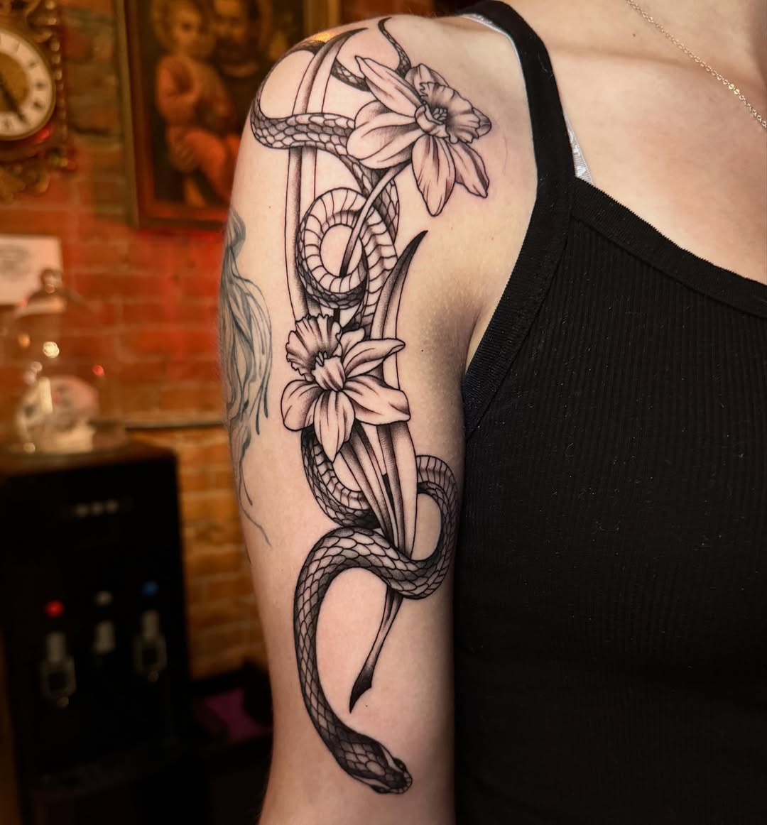 Tattoo by @emilylestrangetattoos — black_and_grey, realism