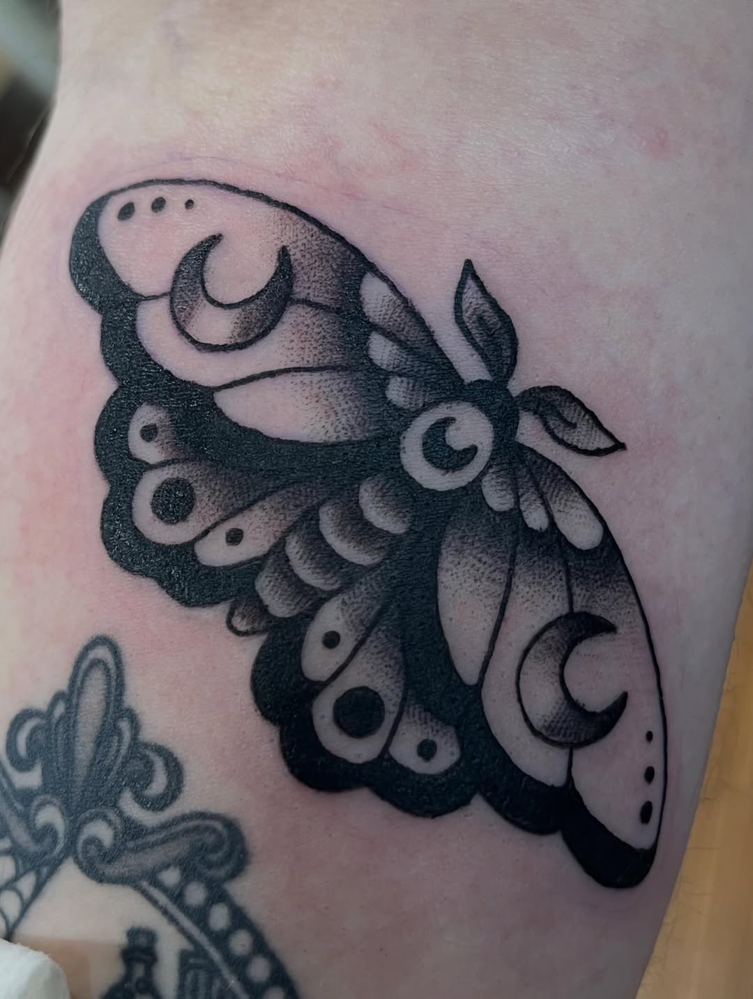 Tattoo by @dum.luck.ink — american_traditional, dotwork