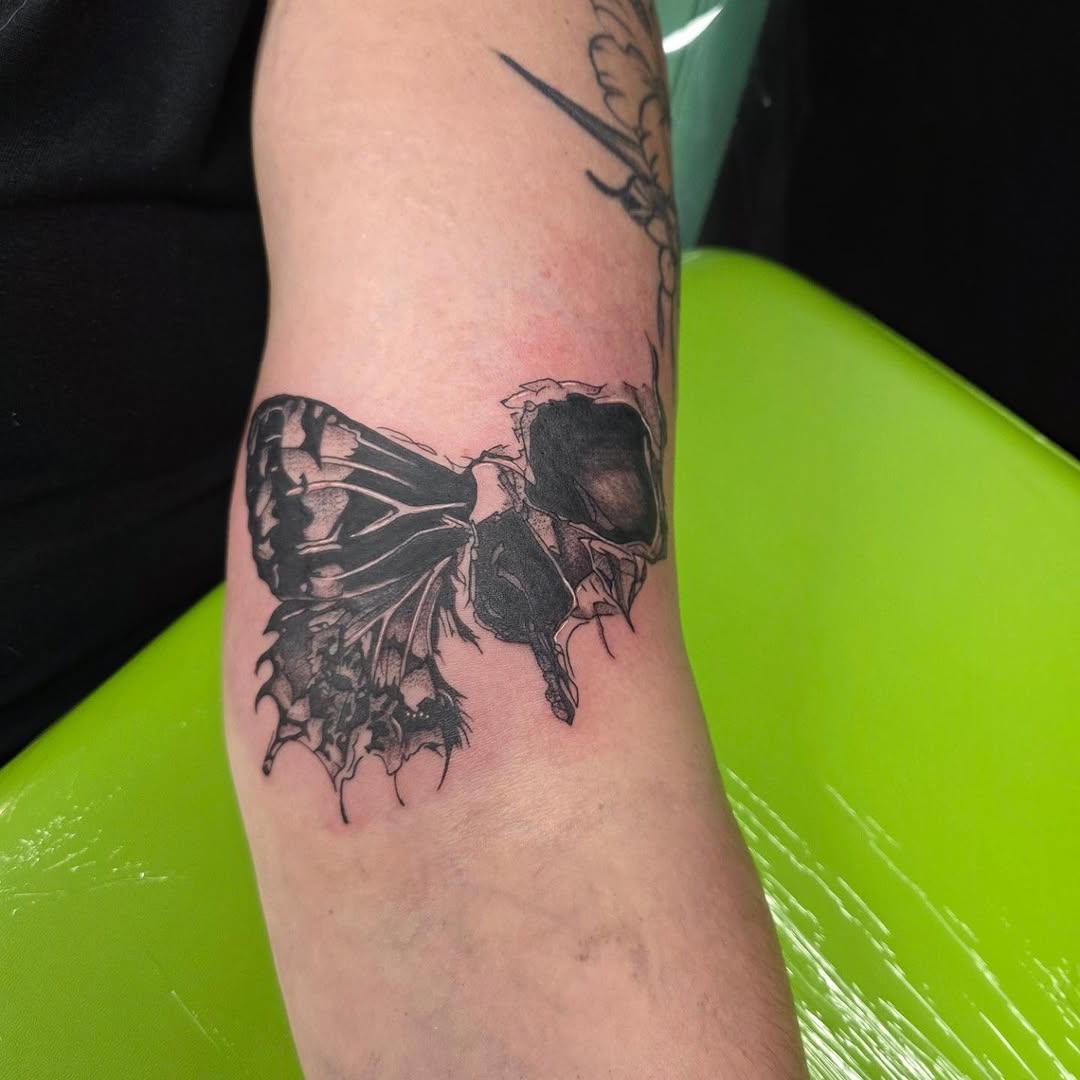 Tattoo by @psychoberry_tattoos — black_and_grey