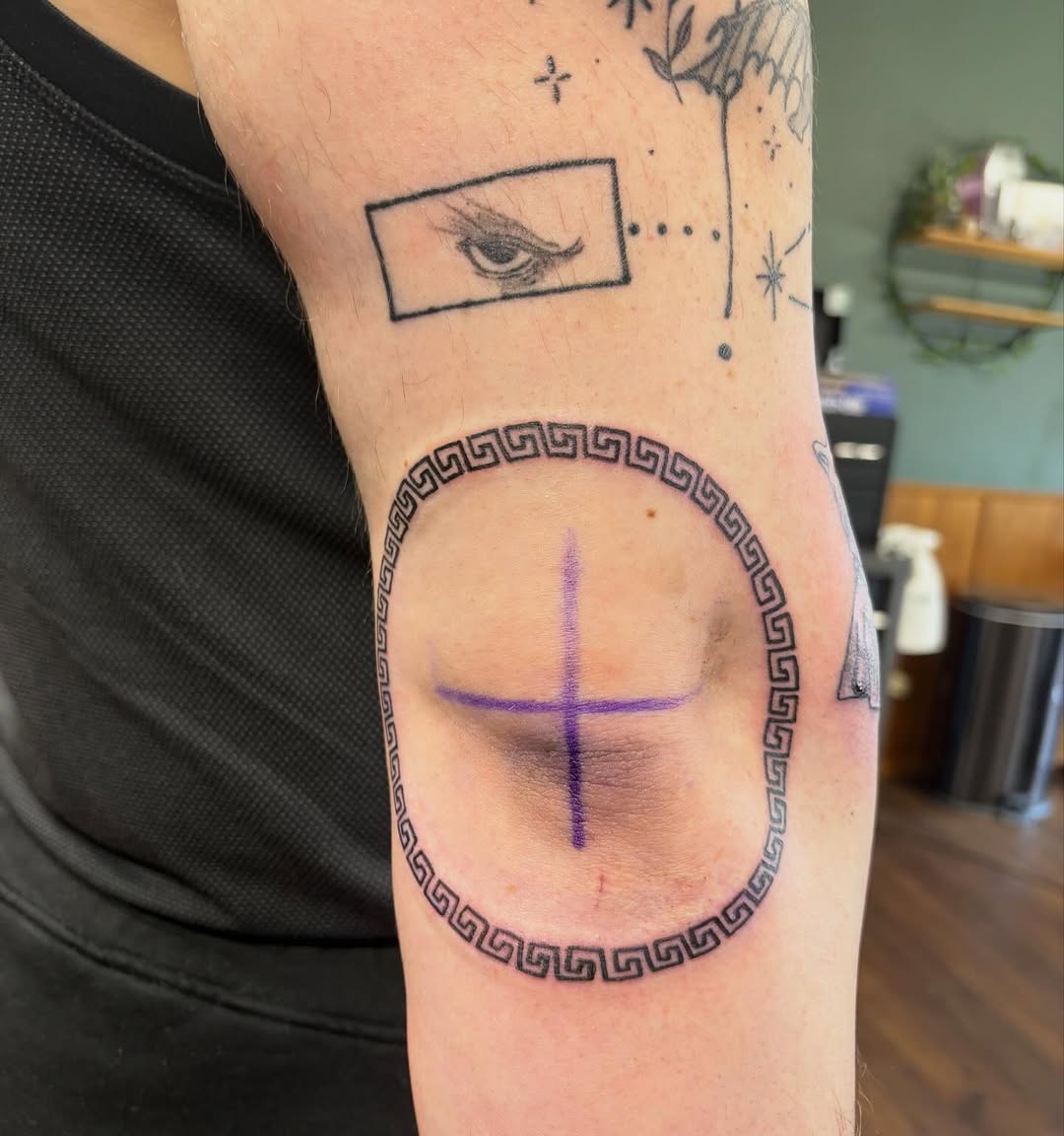 Tattoo by @inkbymichiii — geometric