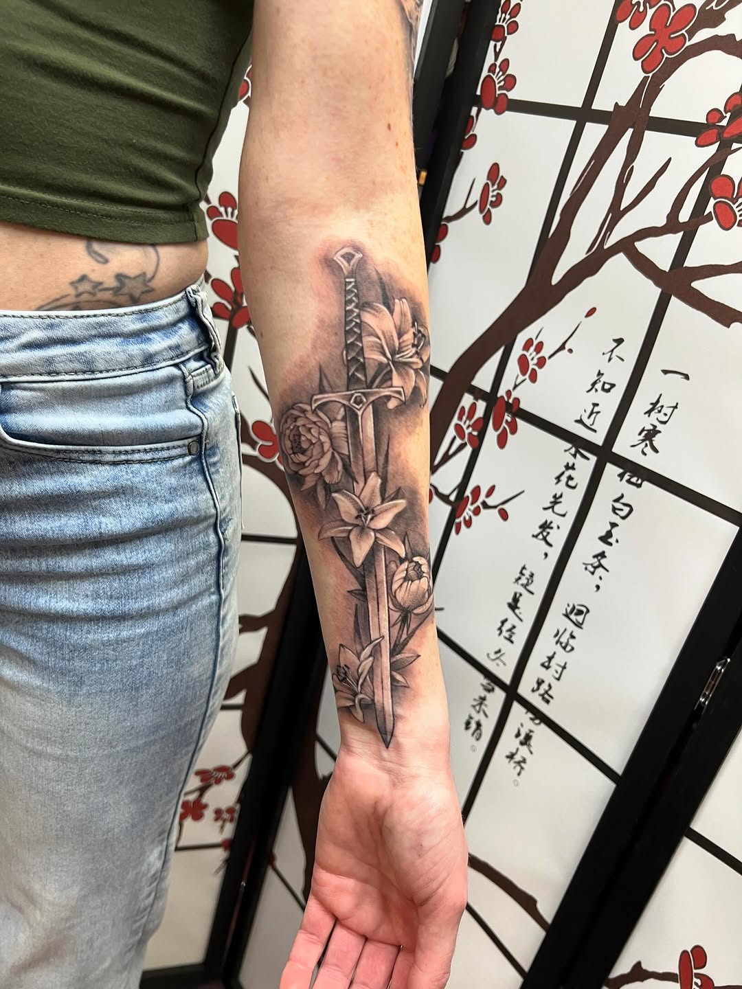 Tattoo by @relentlesley83 — black_and_grey, realism
