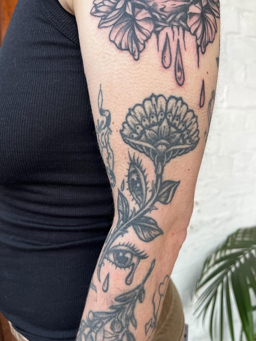Tattoo by @dreamychristatts β illustrative, black_and_grey