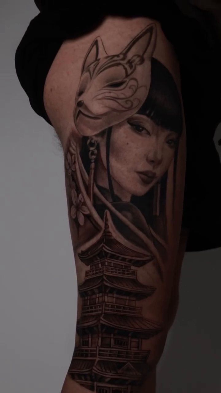 Tattoo by @pedrazartt — japanese_irezumi, black_and_grey