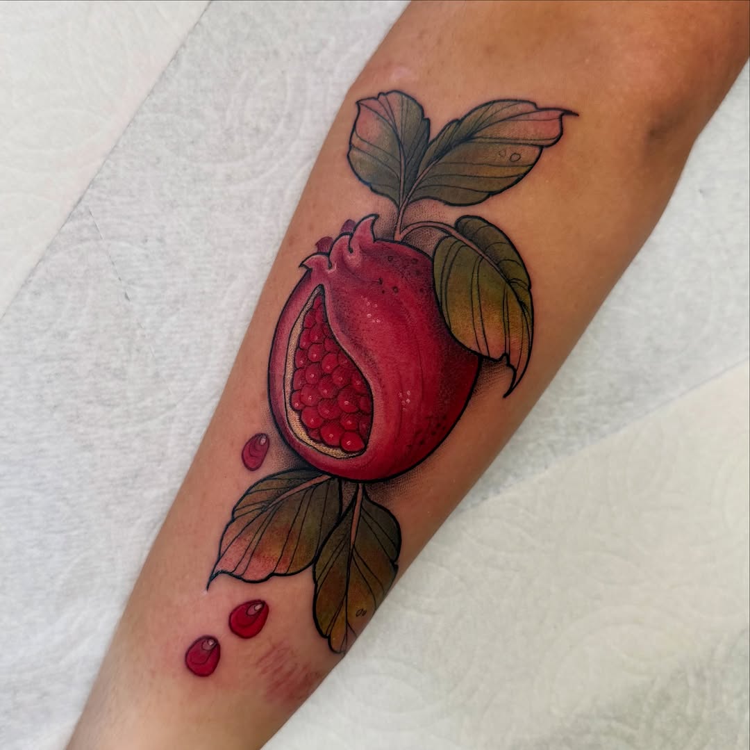 Tattoo by @alternativeyouniverse β realism, fine_line