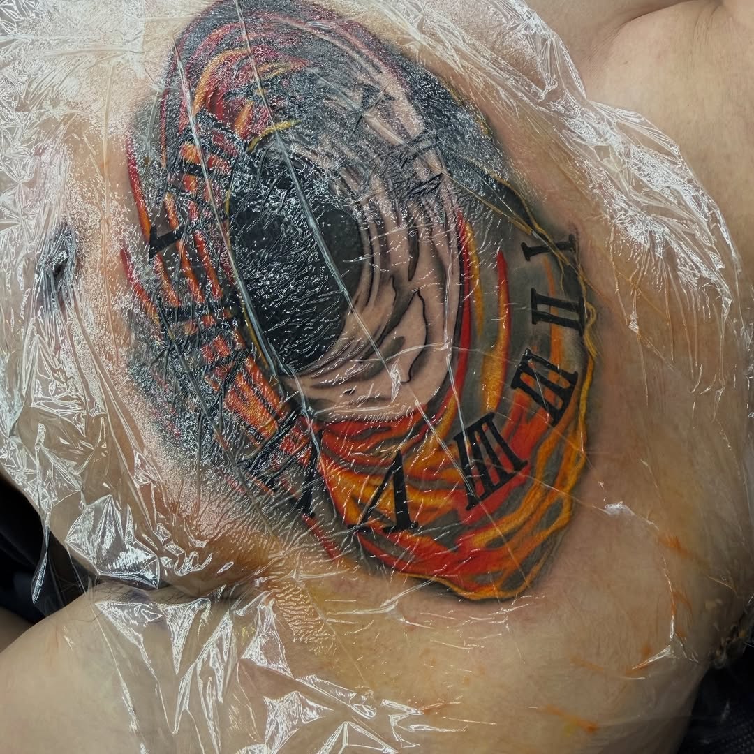 Tattoo by @pamsanderstattoo โ realism, trash_polka