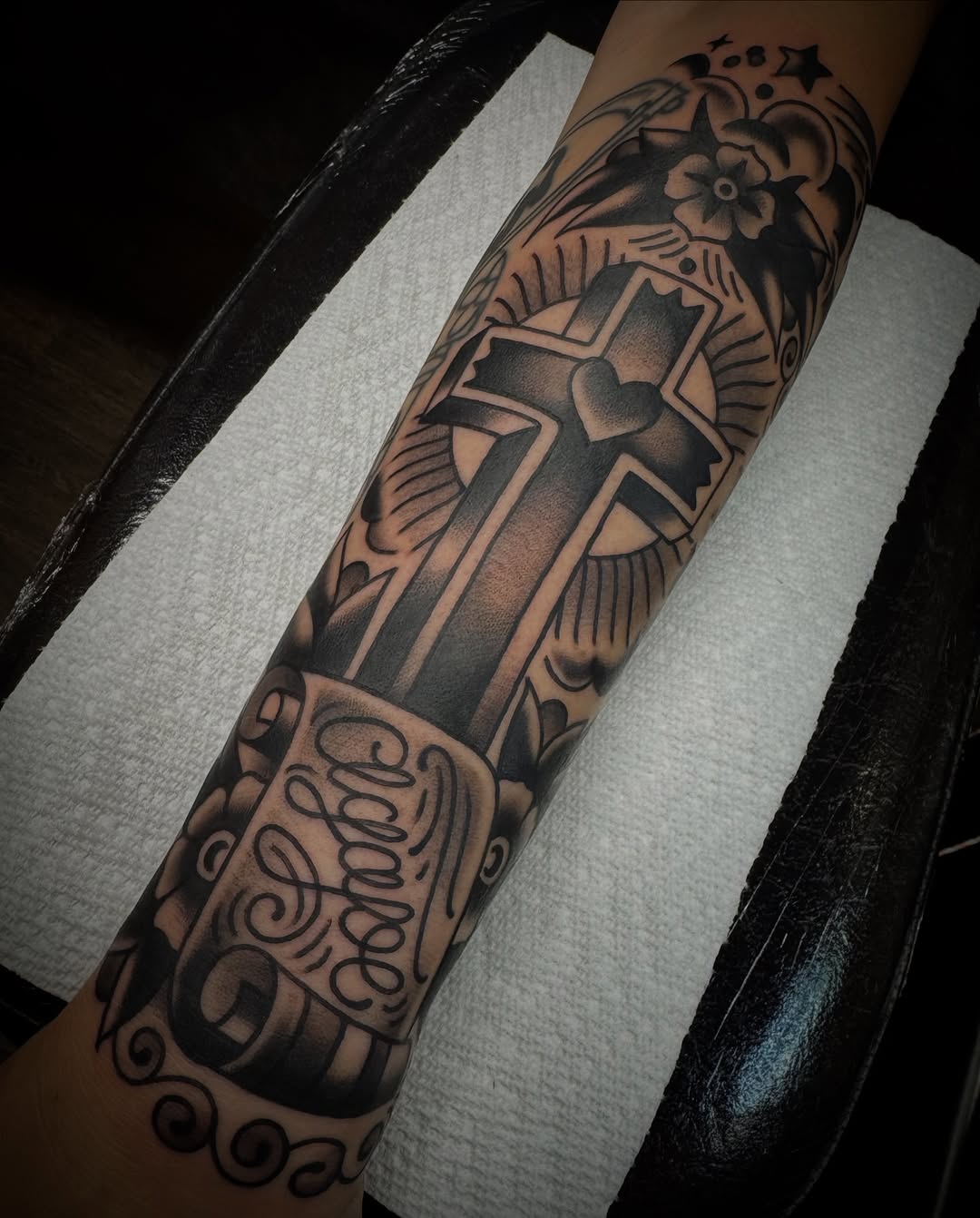 Tattoo by @ro530 — american_traditional, black_and_grey