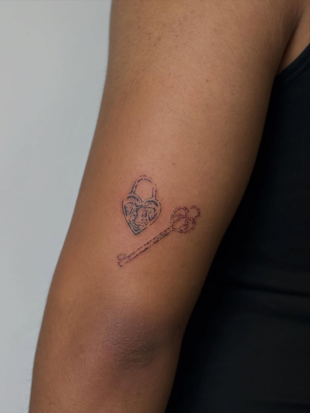 Tattoo by @vaehinked — fine_line, illustrative