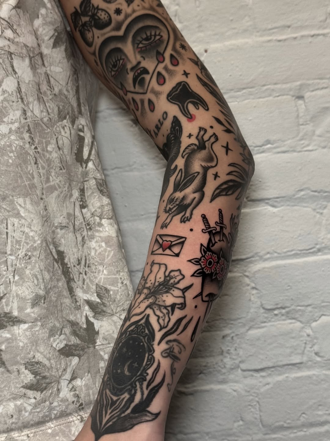 Tattoo by @eb.ink_ โ illustrative, black_and_grey