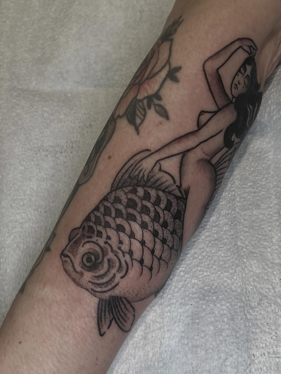 Tattoo by @amandamarietattoo — american_traditional, illustrative