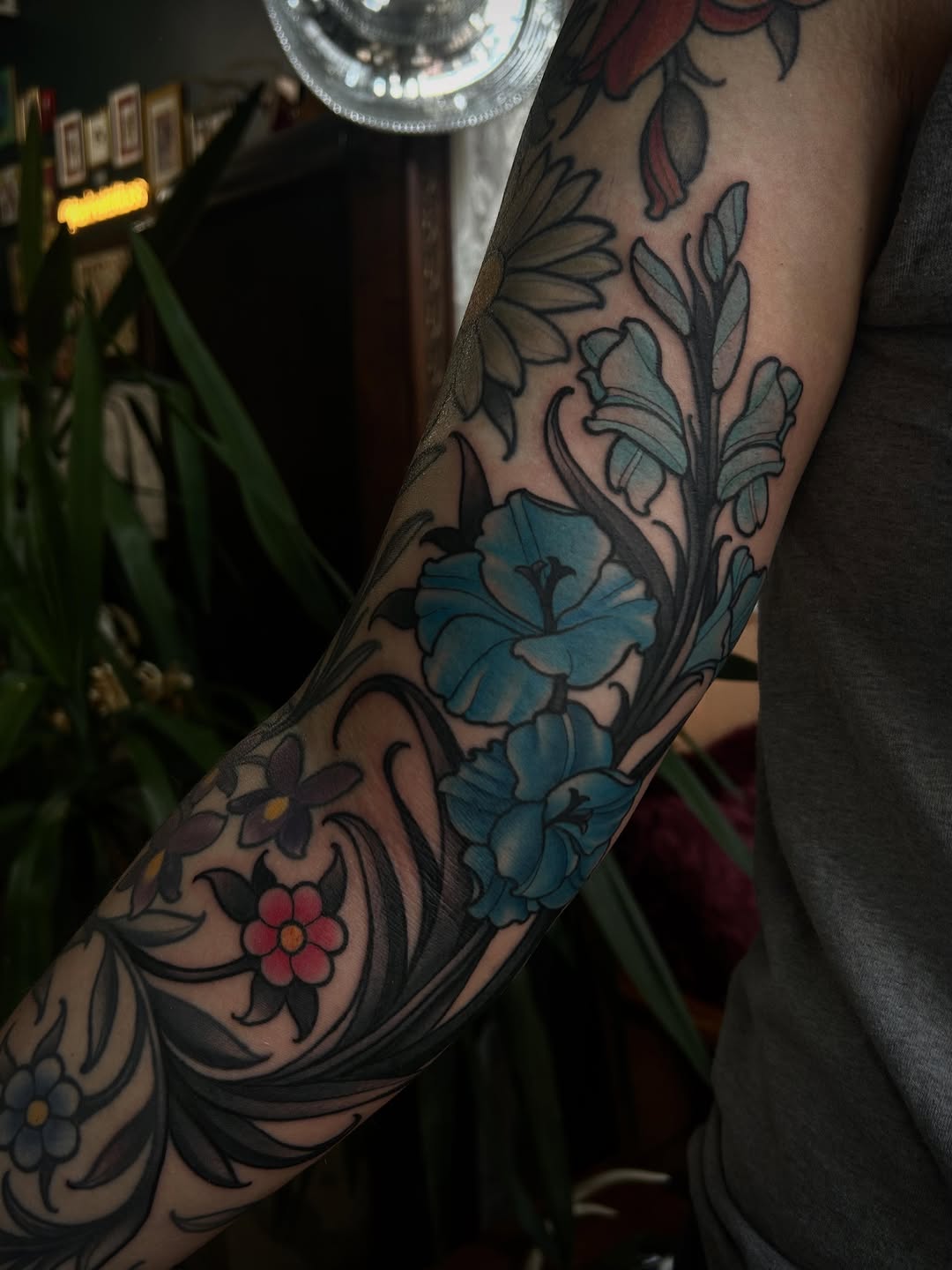 Tattoo by @karinatattoos β illustrative, black_and_grey
