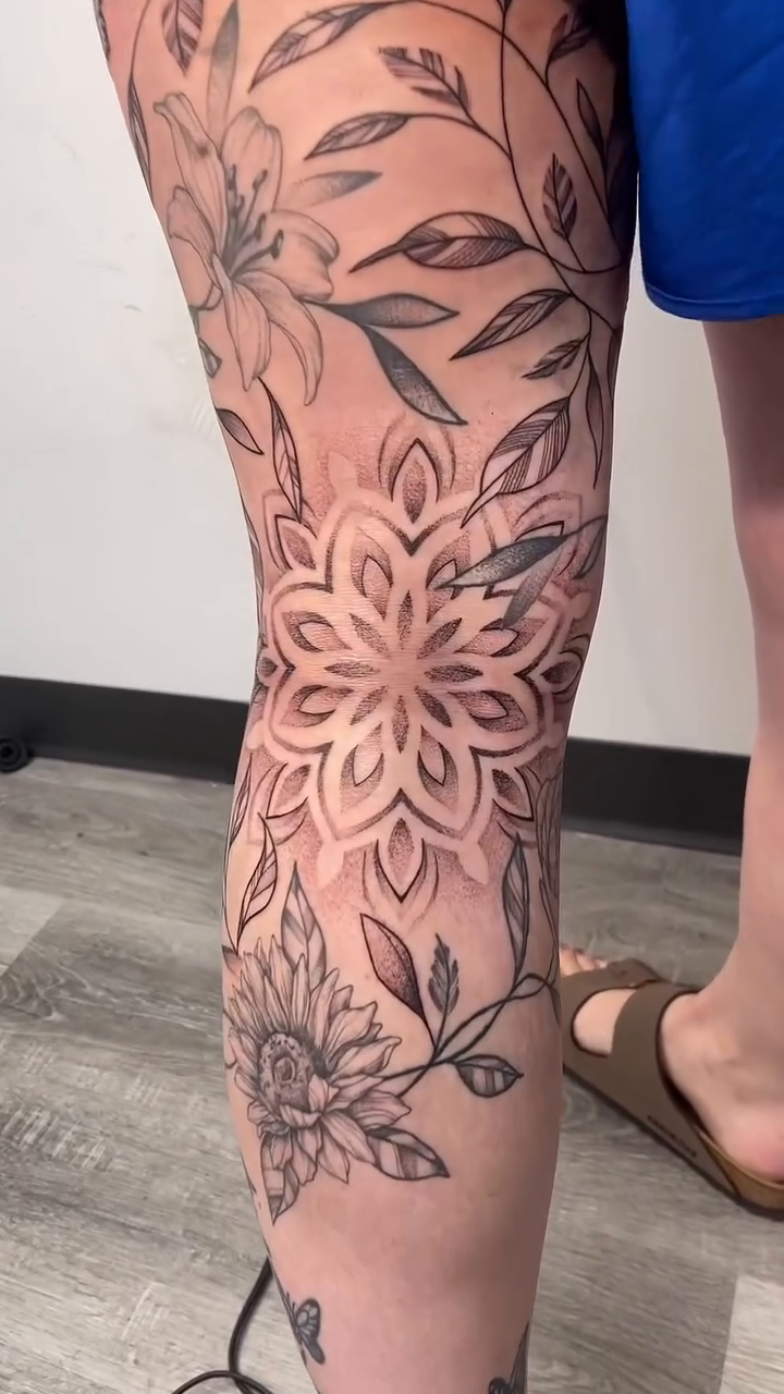 Tattoo by @mieshastattoos — black_and_grey