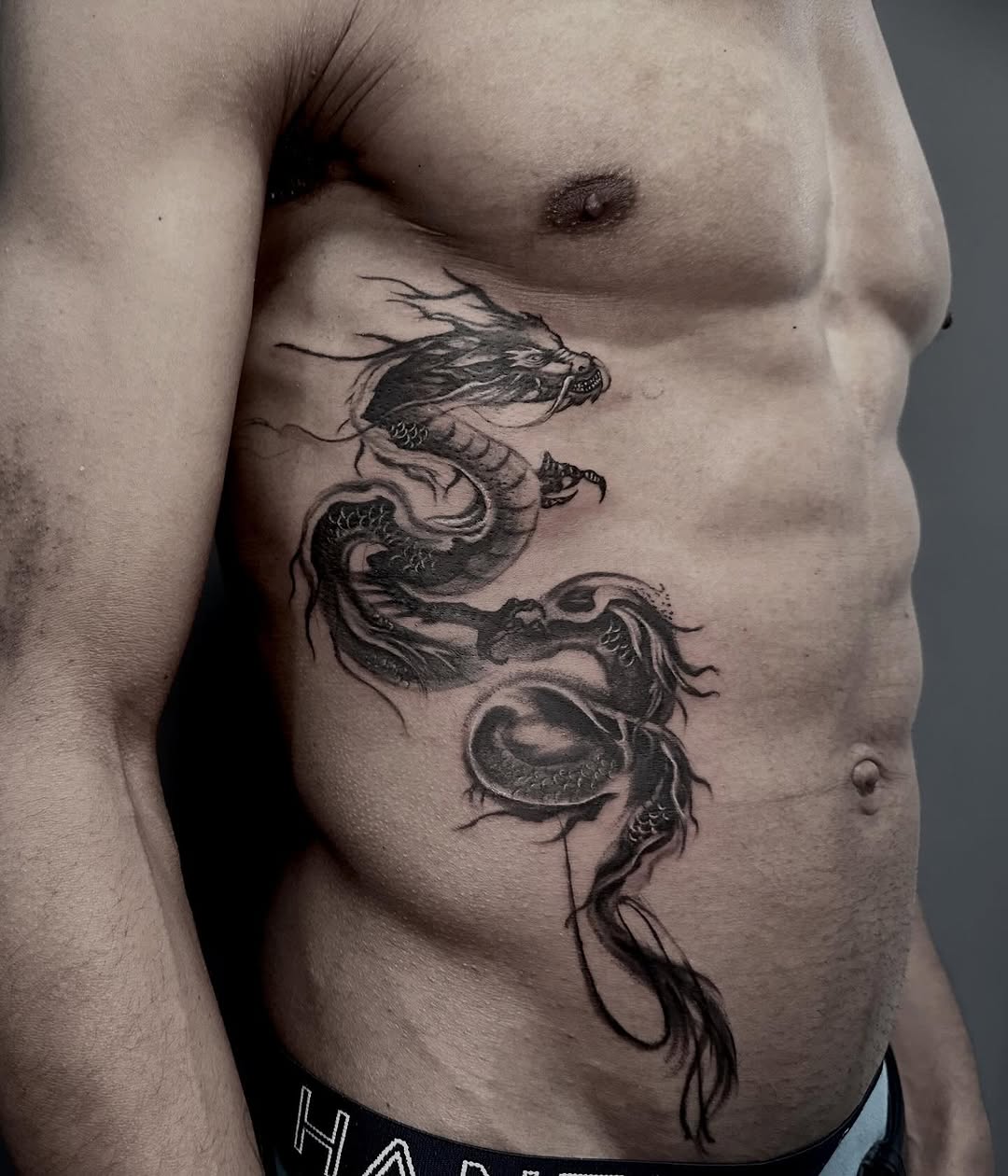 Tattoo by @miastattoo2 — blackwork