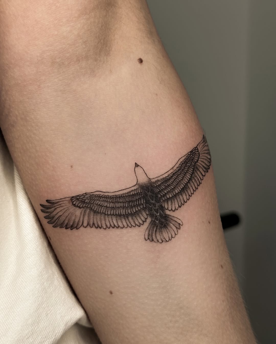 Tattoo by @giannatattoos — fine_line, black_and_grey
