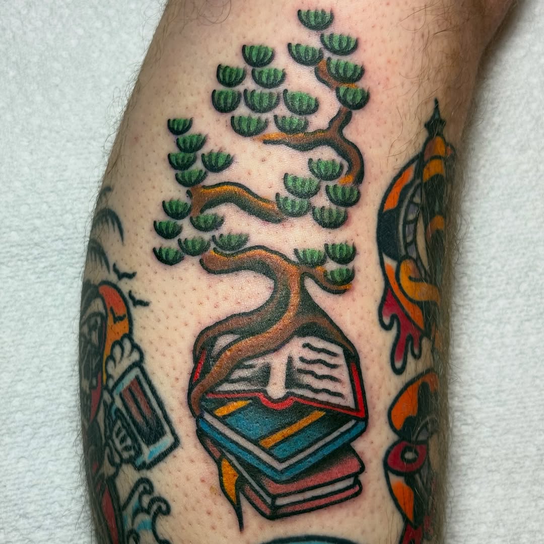 Tattoo by @colbybarrontattoo โ american_traditional