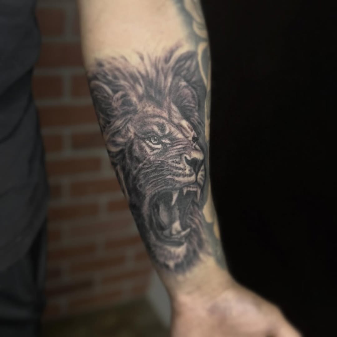 Tattoo by @jocelyntattoos โ realism, black_and_grey
