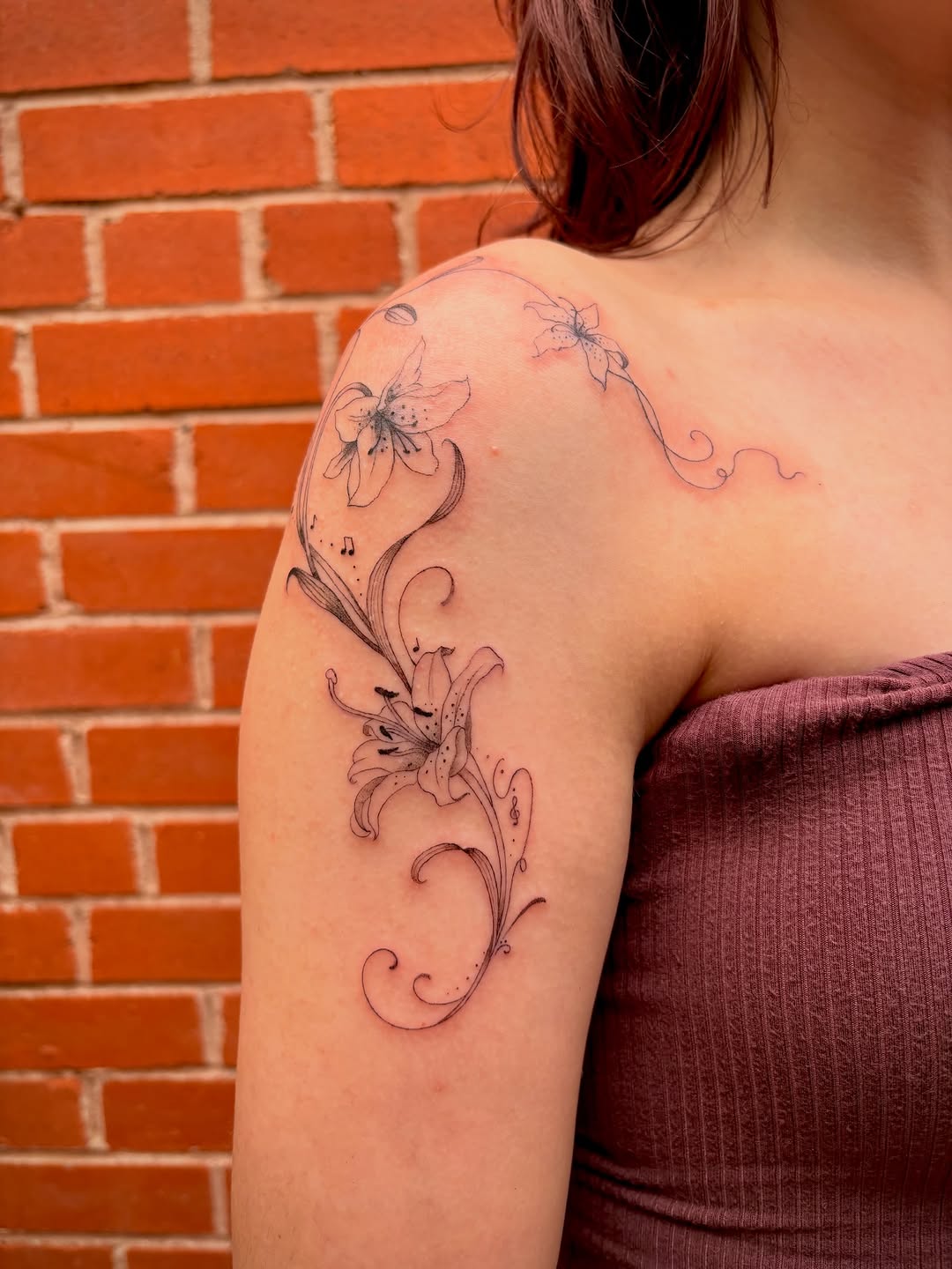 Tattoo by @tattotos — fine_line
