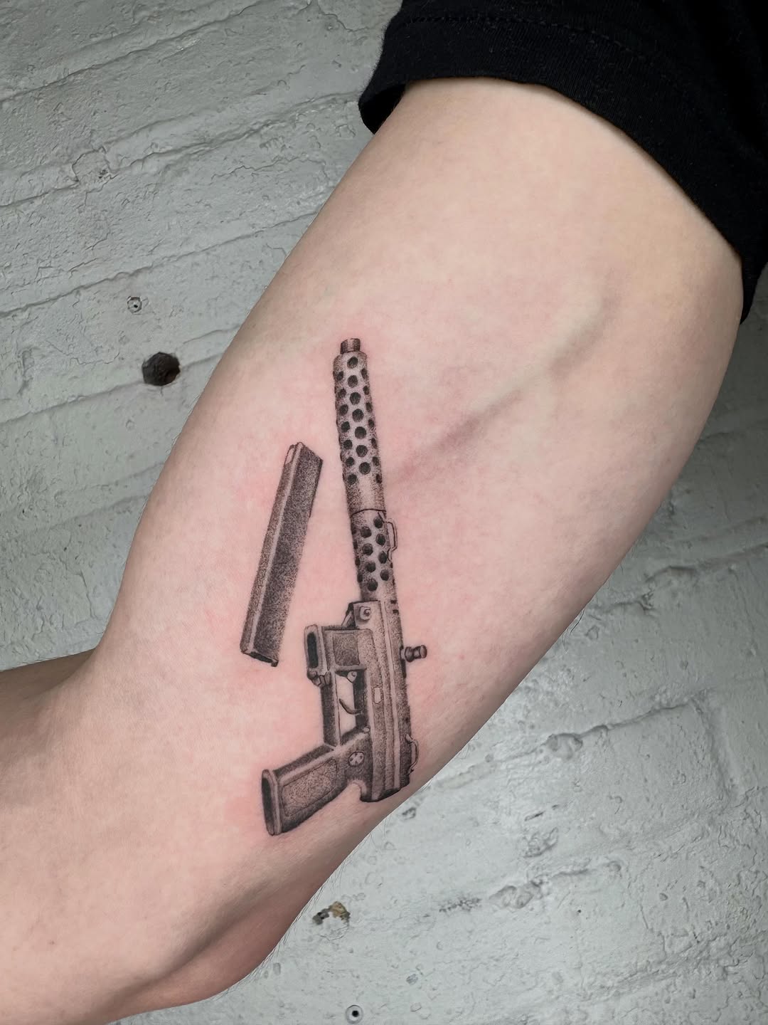 Tattoo by @el_kenny_ — realism, black_and_grey