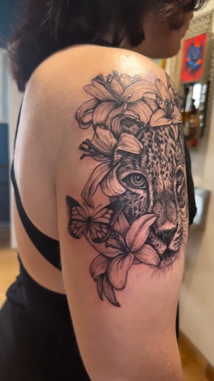 Tattoo by @kendraedgellart — realism, black_and_grey