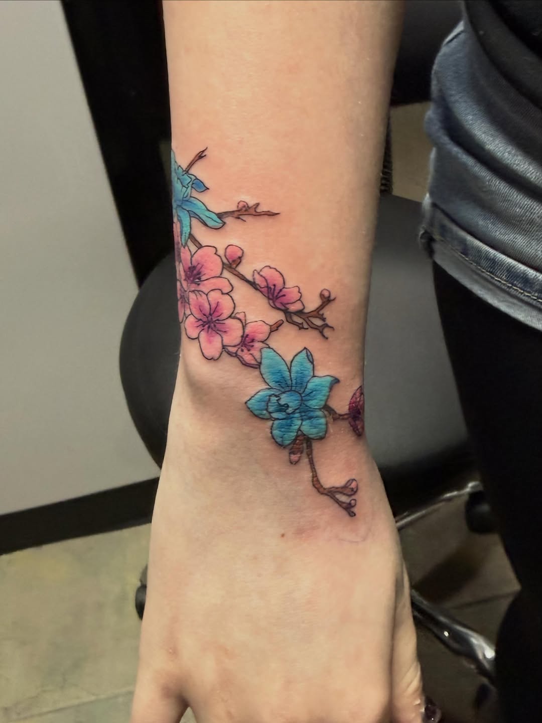 Tattoo by @haileysharpstabs โ fine_line, watercolor