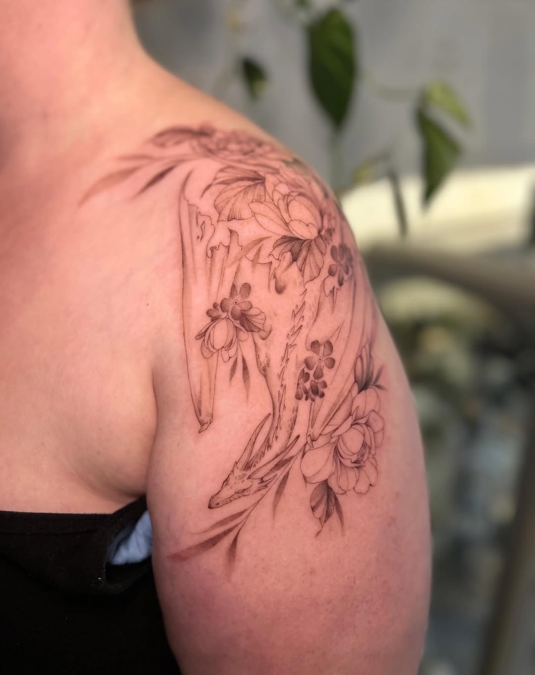 Tattoo by @mae.tattoo — illustrative, fine_line
