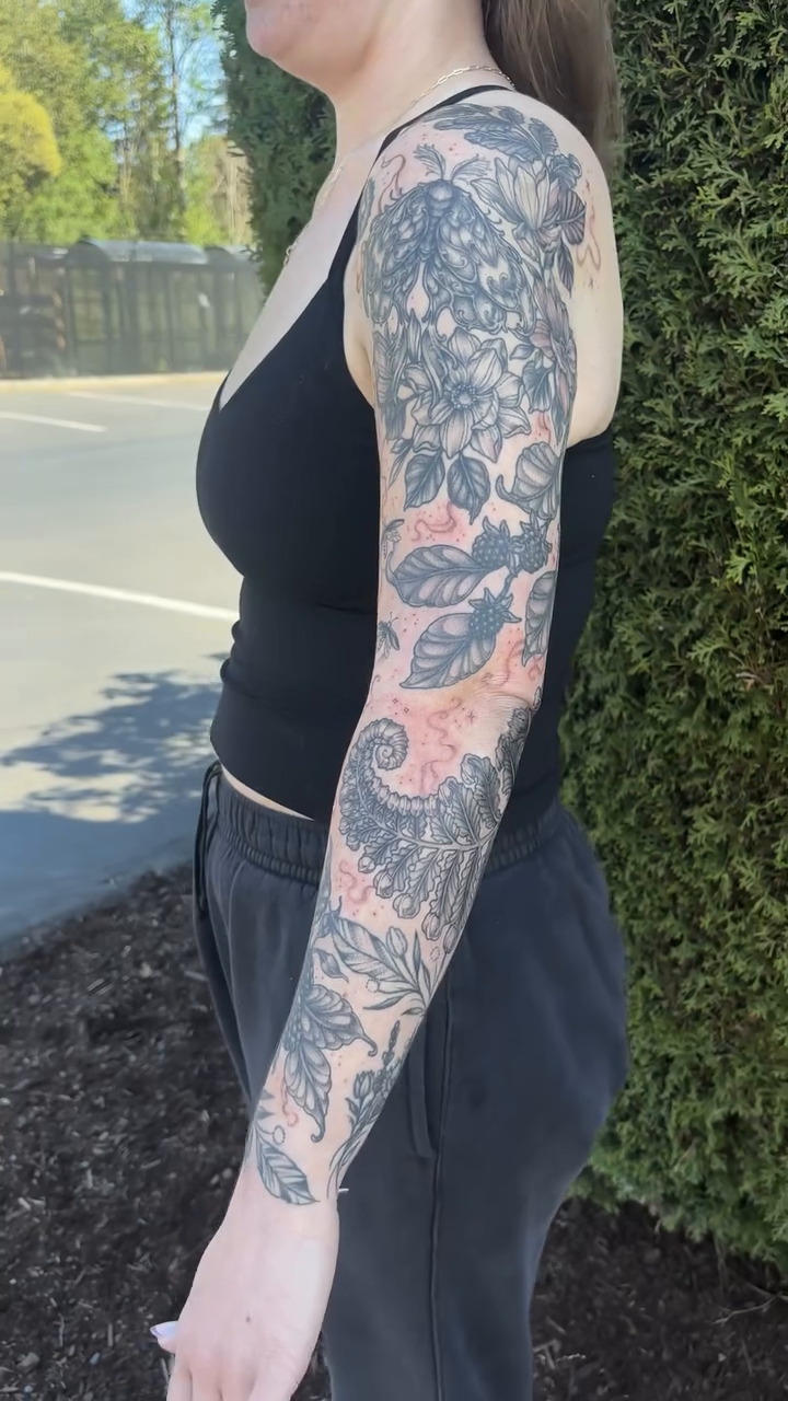Tattoo by @rachelfostertattoos — black_and_grey, illustrative