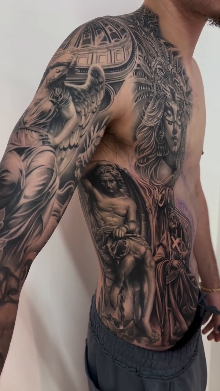 Tattoo by @lasuenink — realism, black_and_grey