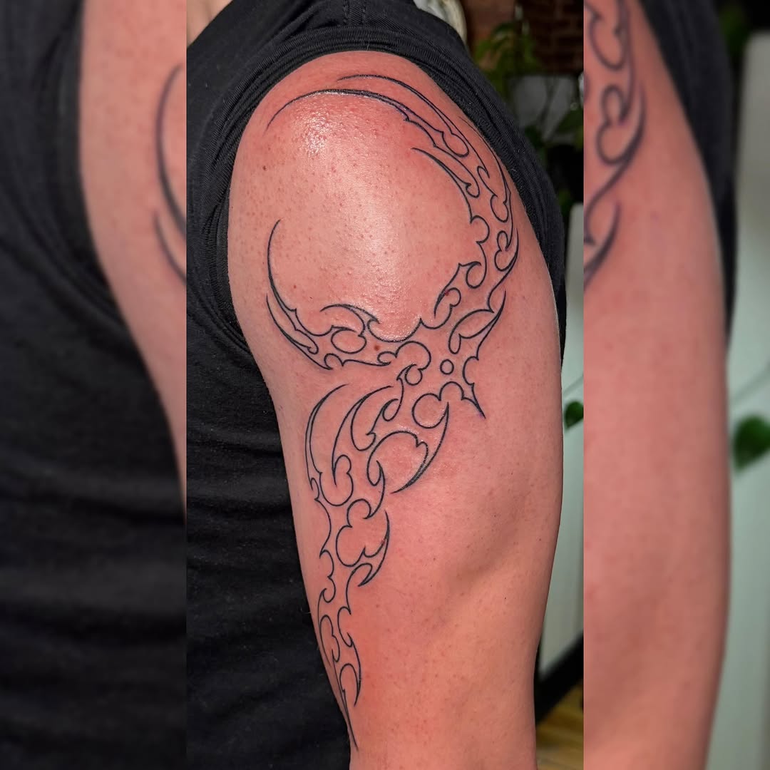 Tattoo by @gabipaigeee — tribal
