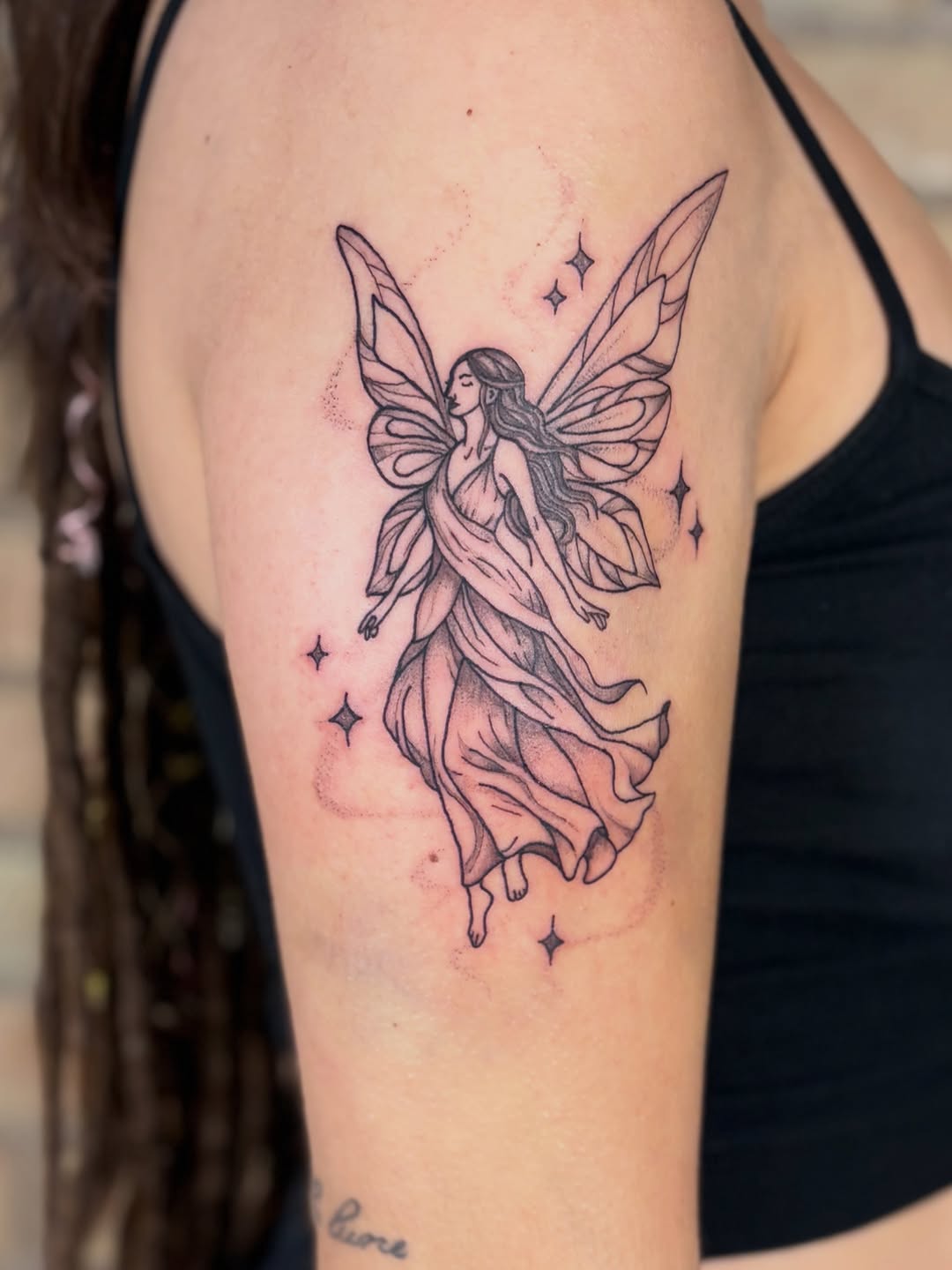 Tattoo by @linds.ink โ fine_line, illustrative