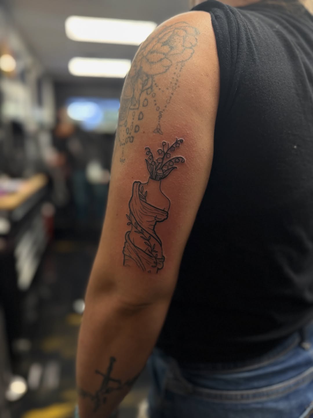 Tattoo by @aminatattooyou β fine_line, illustrative