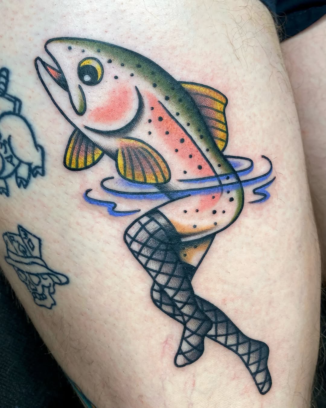 Tattoo by @sarahstabbies — american_traditional, new_school