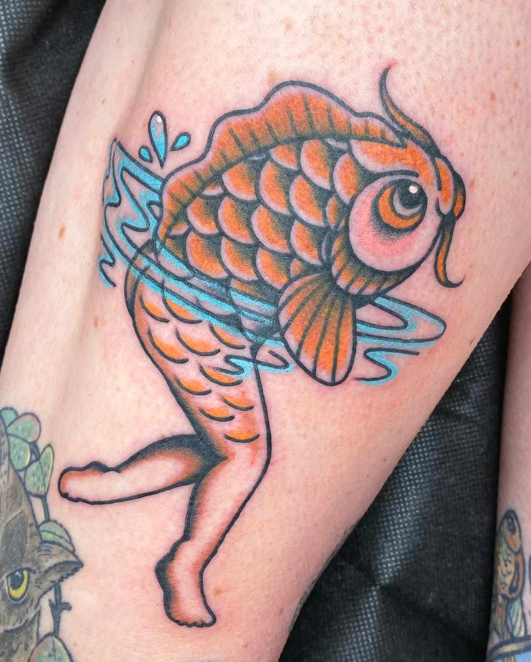Tattoo by @sarahstabbies — new_school