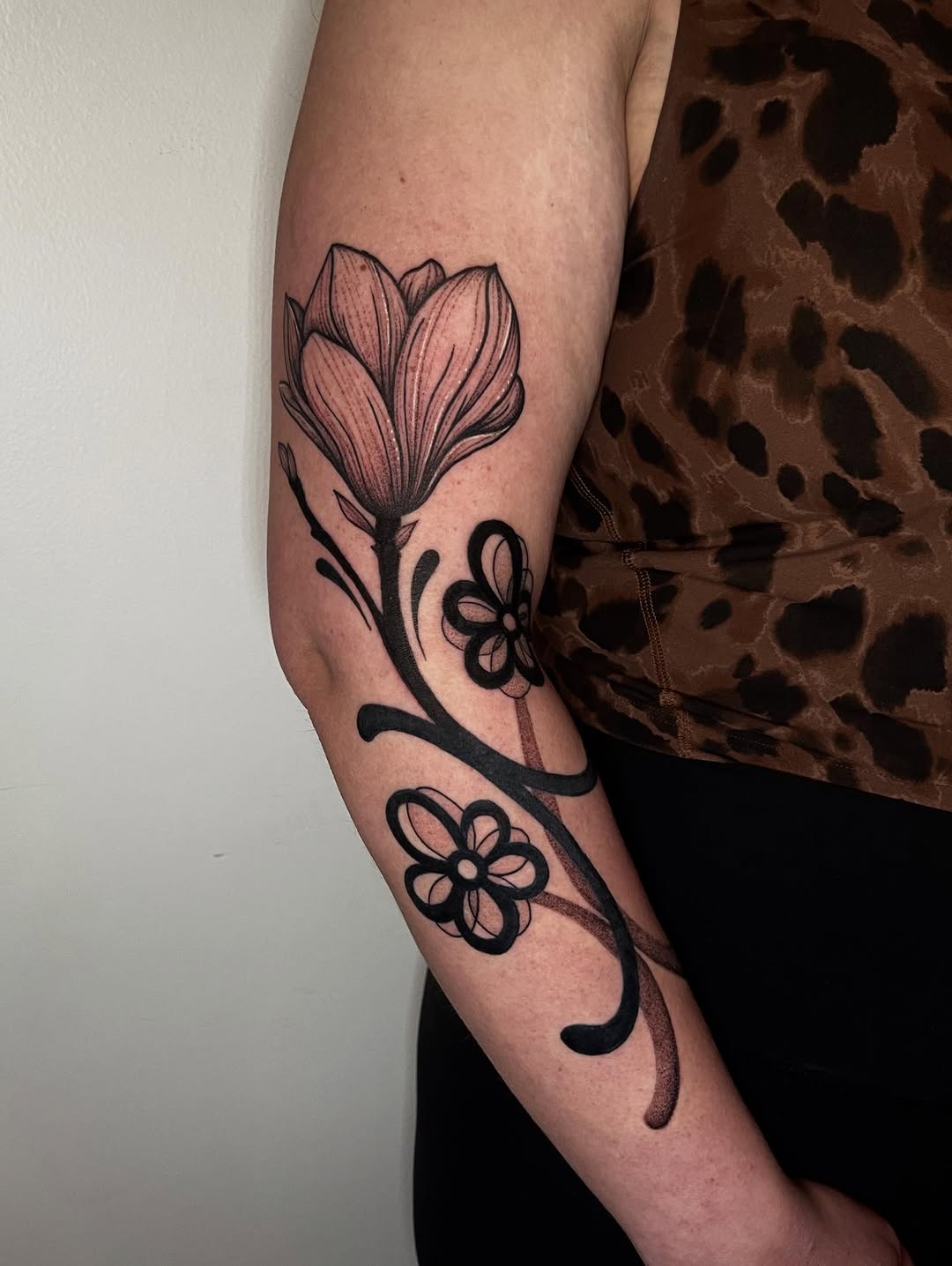 Tattoo by @elisatatts β black_and_grey