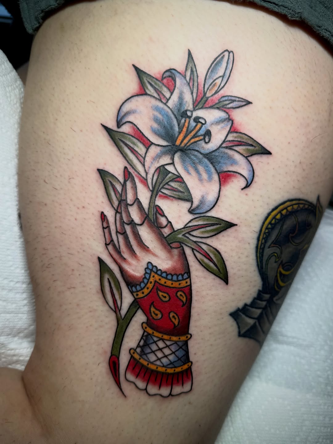 Tattoo by @urmomtat2 — american_traditional, neo_traditional