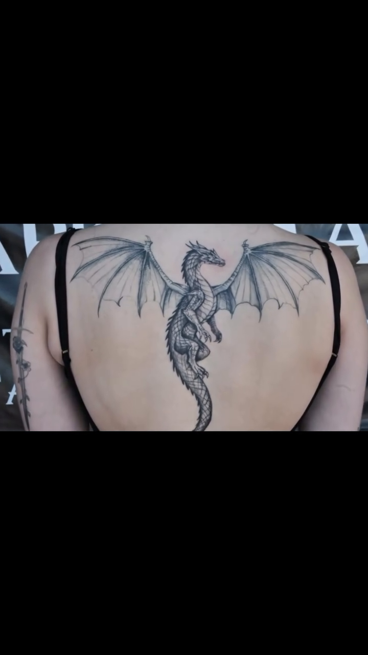 Tattoo by @ggomez_ink — black_and_grey, illustrative