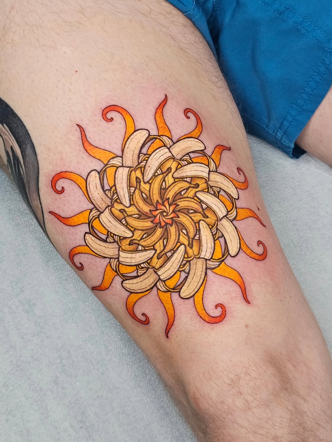 Tattoo by @zombiebellabug — geometric, new_school