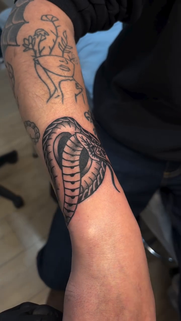 Tattoo by @art.shayyssmith — blackwork, fine_line